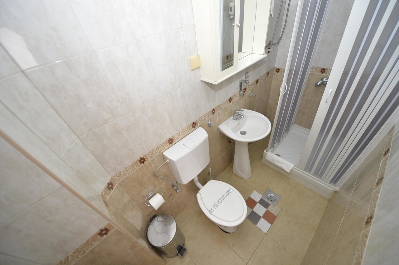 Отель Hotel Anderba Тиват-14