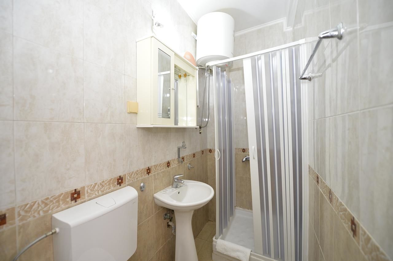 Отель Hotel Anderba Тиват-15